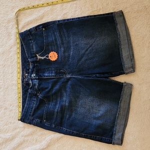 Melissa McCarthy Seven7 denim shorts